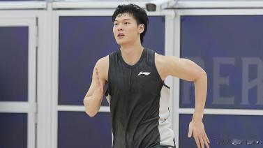 [CBA]上海力克广州 王哲林25+8
北京时间2月1日，2023-2024赛季