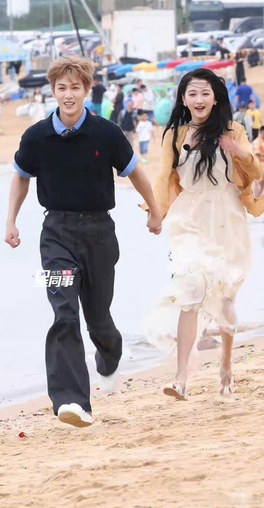 关晓彤关晓彤李昀锐威海落地签关晓彤李昀锐拍了威海落地签 威海落地签，关晓彤李昀锐