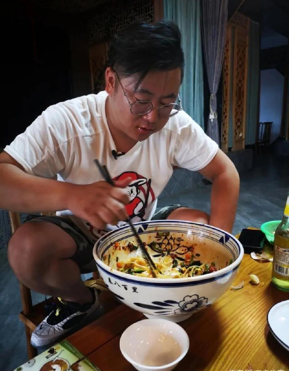 很多人说陕西人懒，传统、保守，不愿出远门，小富即安，没有闯劲。但说实话，陕西人更