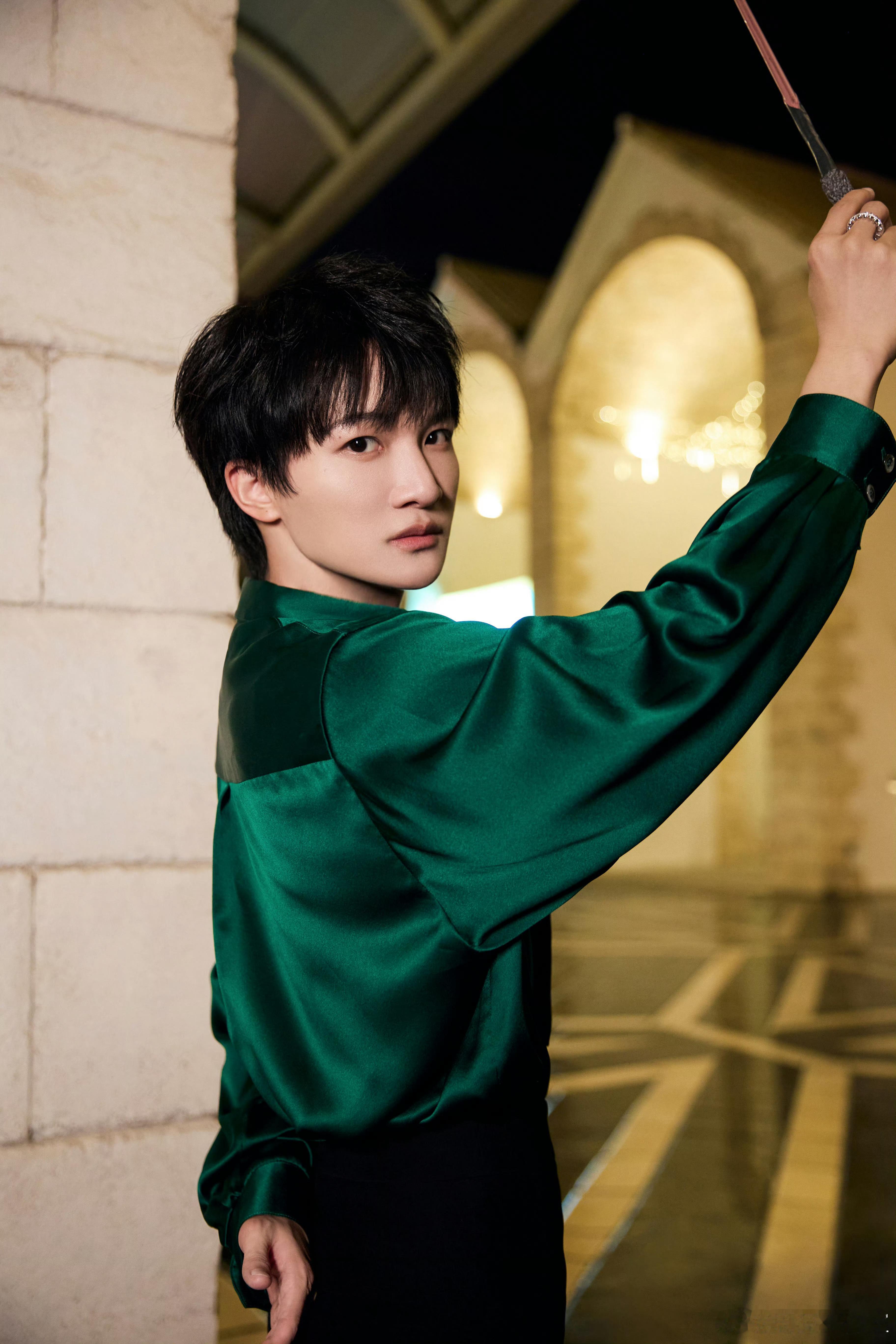 #周深[超话]#[音乐]#周深新专辑反深代词#  [2024.08.25]🌟新