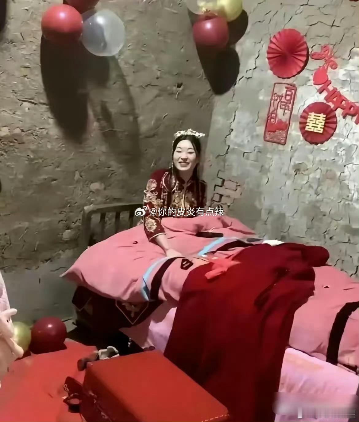 看新娘的表情，是嫁给爱情没错了 ​​​