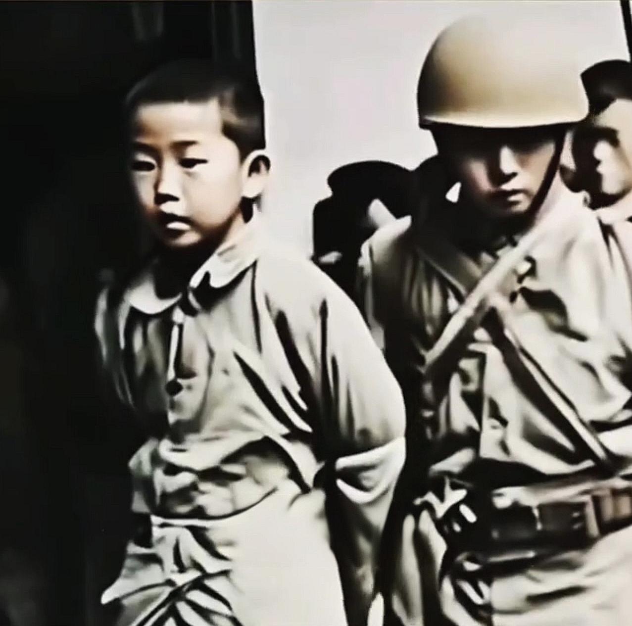 1944年，云南松山战役，血流成河、尸骨如山。所有人都知道松山打得惨烈，却很少有