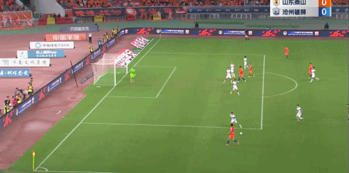 厂长比陈蒲靠谱？[笑哭]关键是费莱尼的头！炸裂的空霸，真让人头痛。