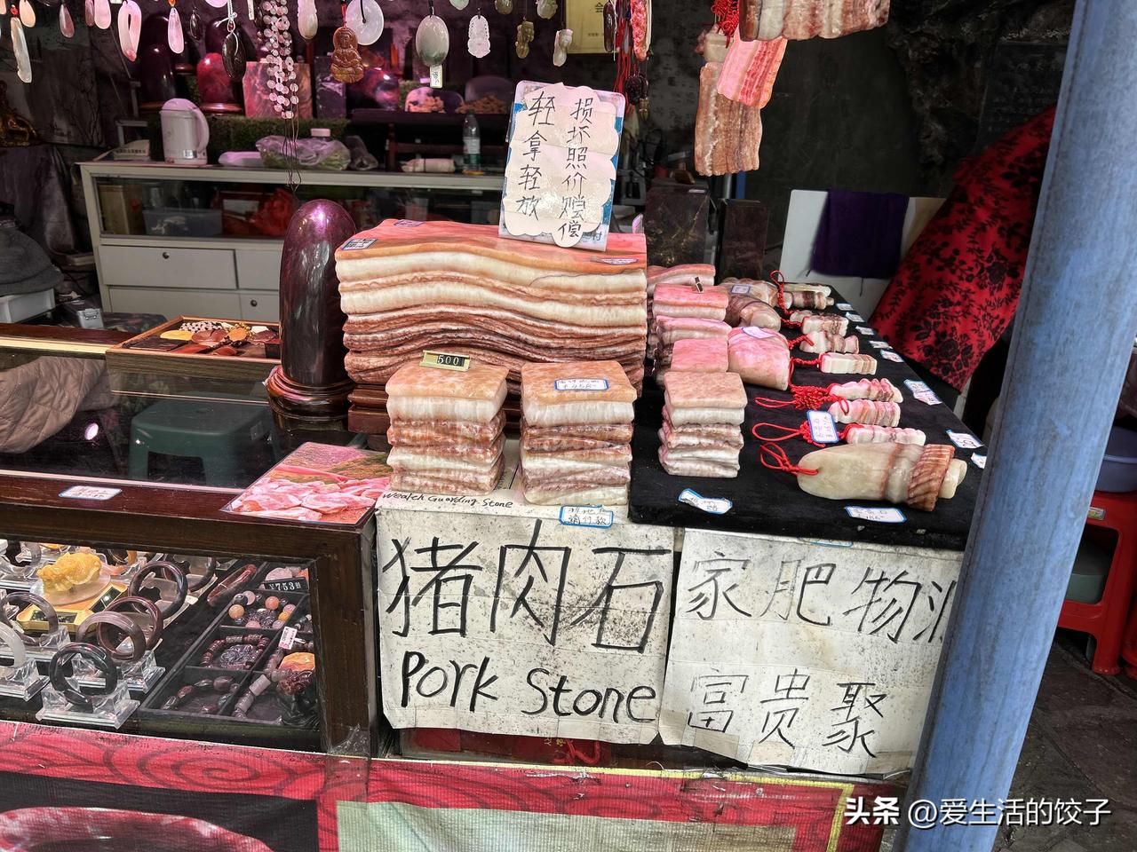 我一直偏爱吃肉，不爱喝汤。尤其上了年纪，更知道浓汤里嘌呤、胆固醇高，还容易让血糖