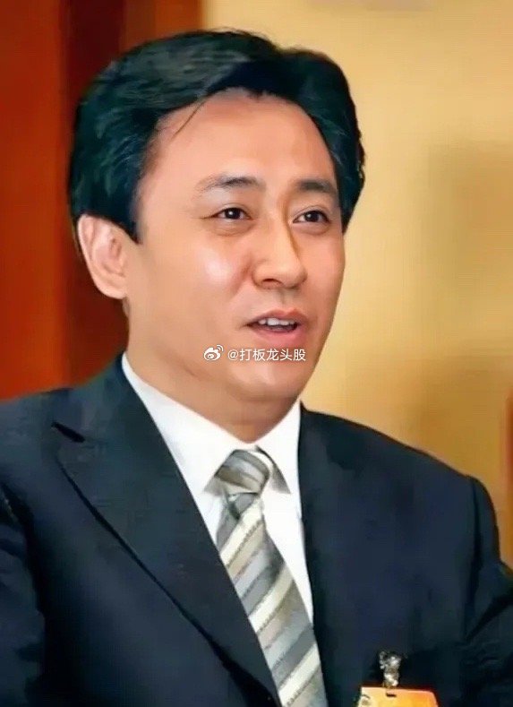 居然还有人说恒大负债2.4万亿跟我们没有什么关系？今天就跟大家算一下这笔账：1.