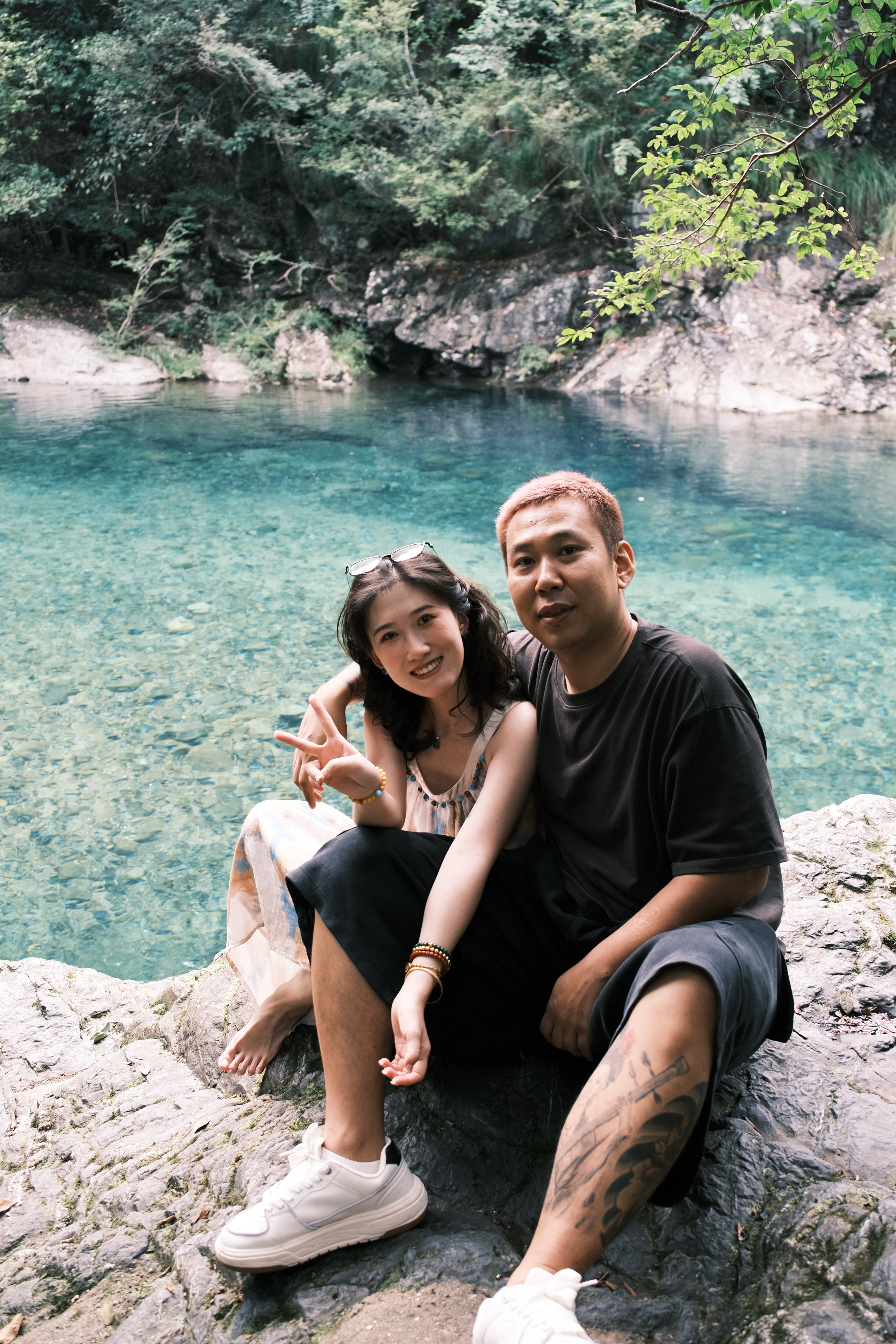 ♥️♥️♥️♥️出片了出片了嘻嘻带爸妈妹妹我哥还有公司小伙伴们来团建了后面的合照