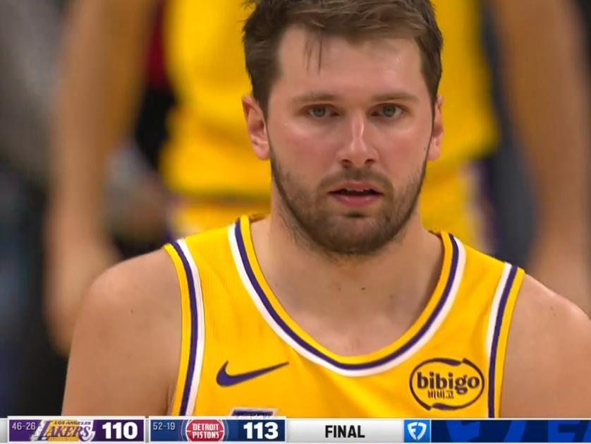 NBA最新快报：东契奇绝平三分不中湖人客场110:113惜败活塞终结九连胜！
湖