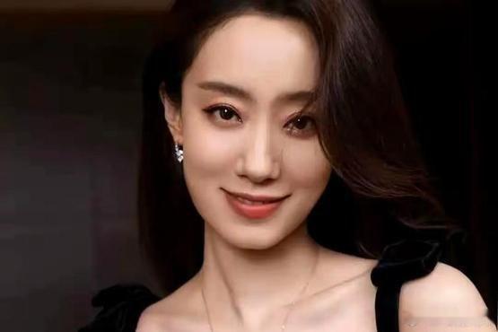 周星驰的选角，真是越来越看不懂了。新电影《少林女足》砸了3.8亿，女主角选了张小