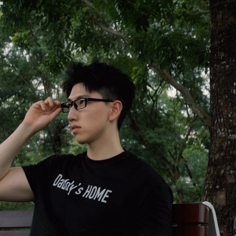 思慕社字母  后来我总算学会了如何去爱，可惜你早已远去，消失在人海。有些人，一旦