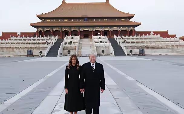 五一期间，美国军机已把美国总统的私人物品送来了北京。
据悉：美国正在为特朗普访华