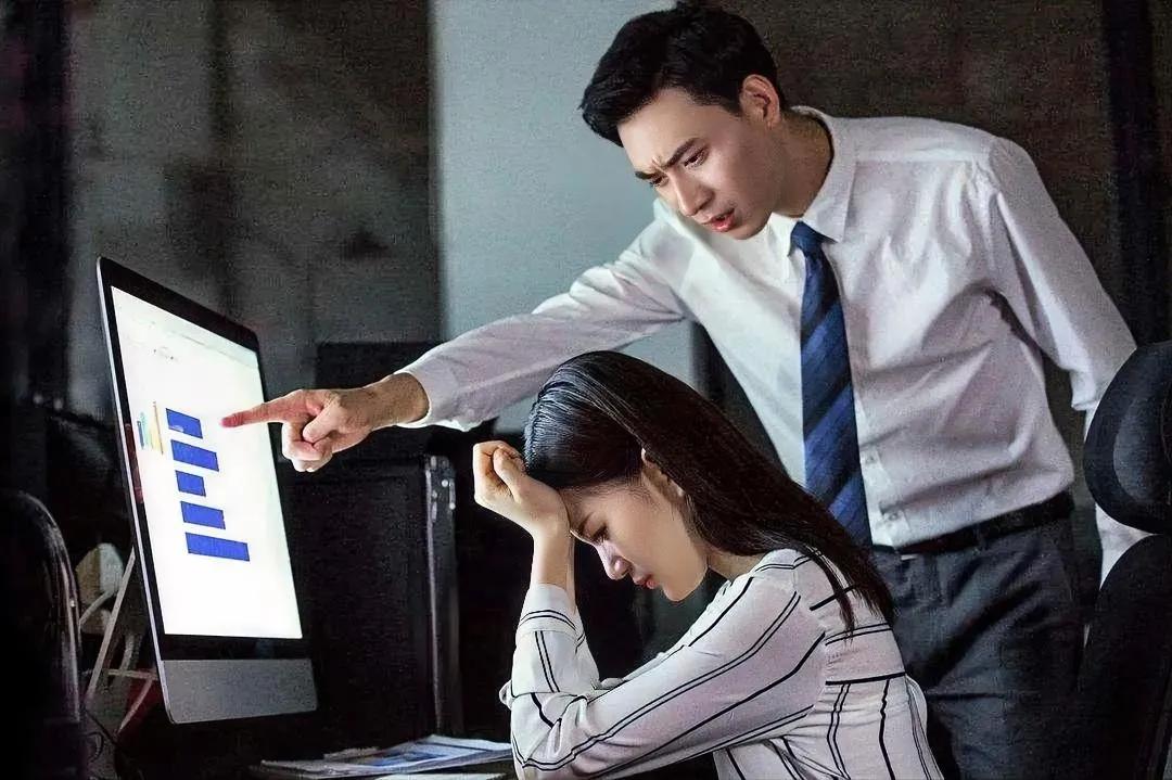 人生成长之路上，

摆在我们面前的一个重大的问题是:

一件事怎么去做？

答案