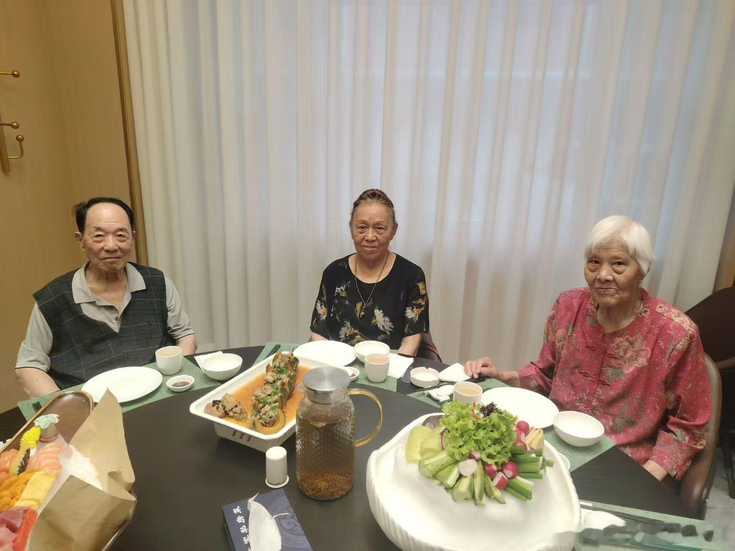 进入2025年，84岁娘创造着生命奇迹。娘从第四故乡广东回第三故乡（第一故乡河北