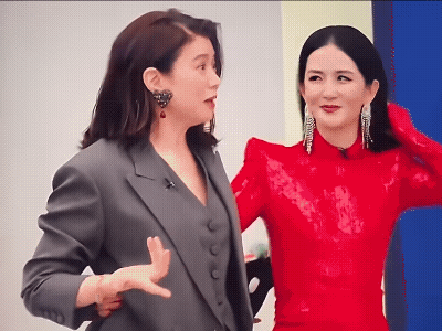 谢娜一直不停地拉着袁咏仪说话谢娜一直不停地拉着袁咏仪说话！一沫真挚的情话一沫真挚