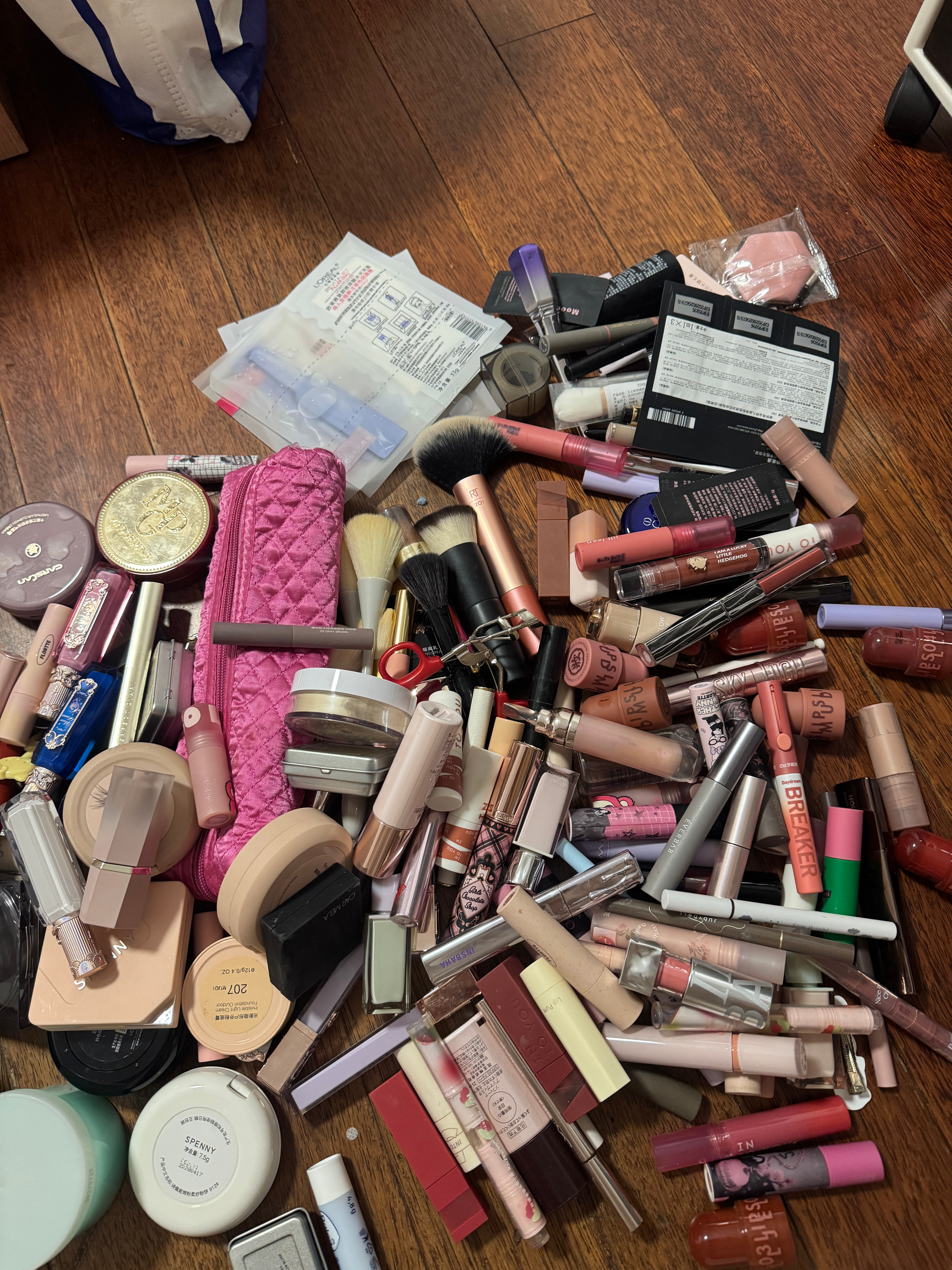 又整理出一波彩妆闲置 感兴趣的老婆们移步咸🐟～ 