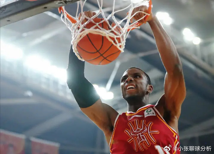 统治力！上海逆转三杀山西豪取13连胜 压卫冕冠军保住联赛第一北京时间3月29日，