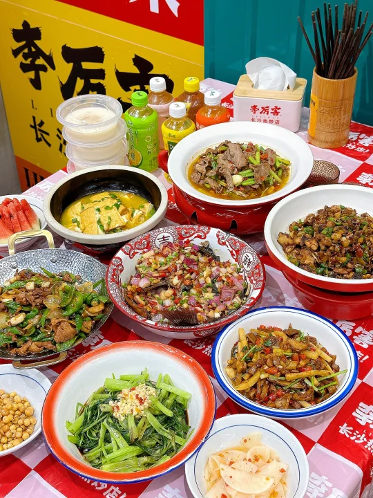 钦州｜解锁湘菜的百变口味🔥 超下饭预警