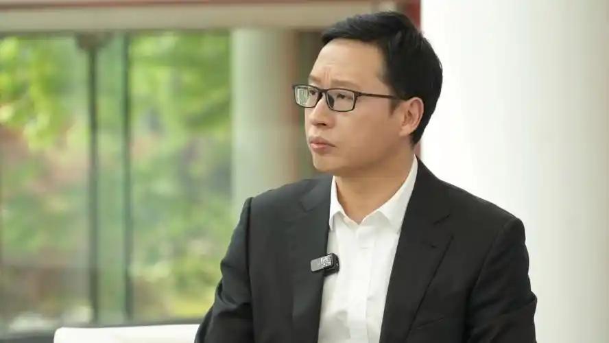 华为车BU CEO 靳玉志谈华为自动驾驶路线，华为不会走 VLA 的方案（小鹏汽