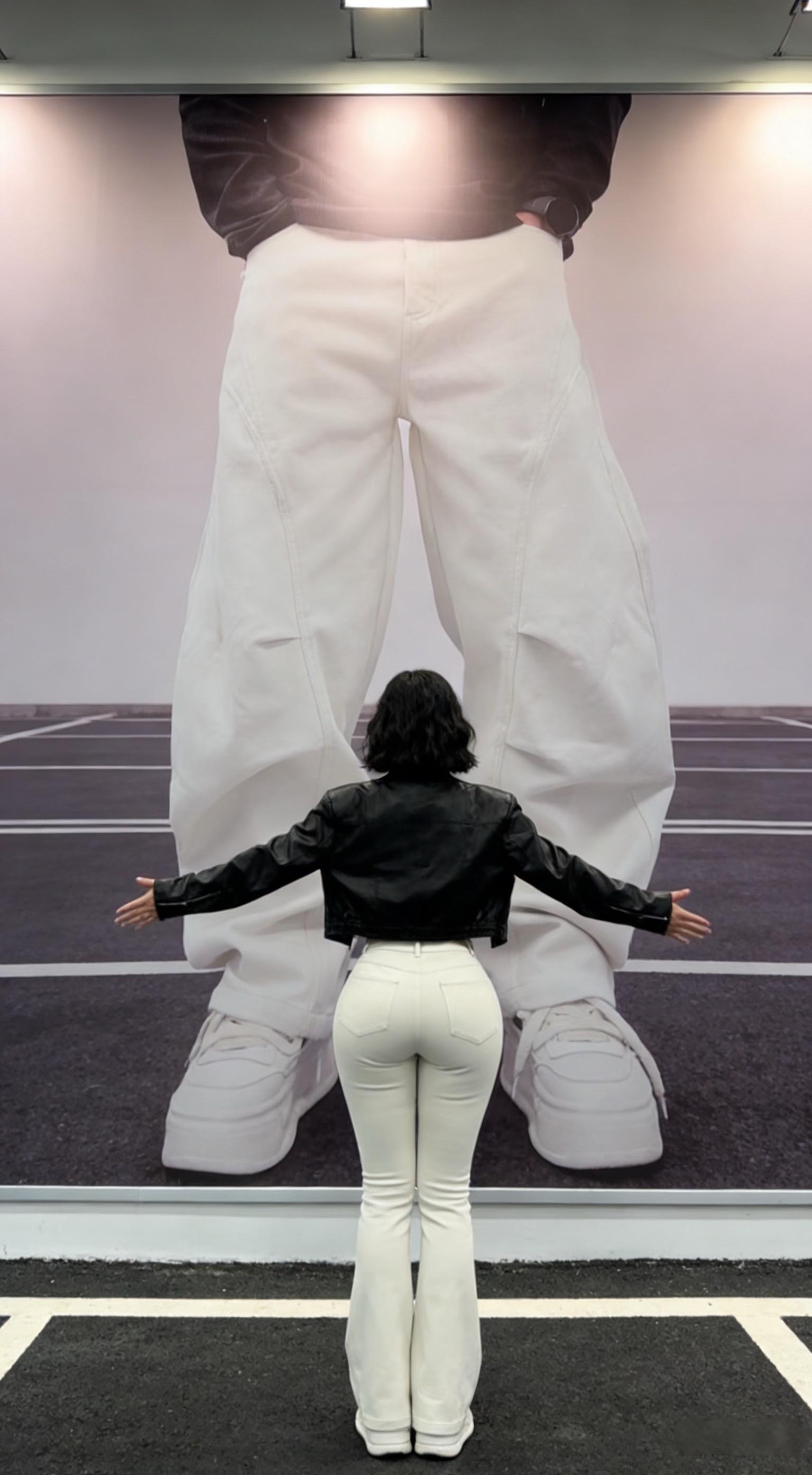 秋冬季加绒加厚拼接垂感阔腿弯刀裤褶皱简约高街水洗牛仔长裤