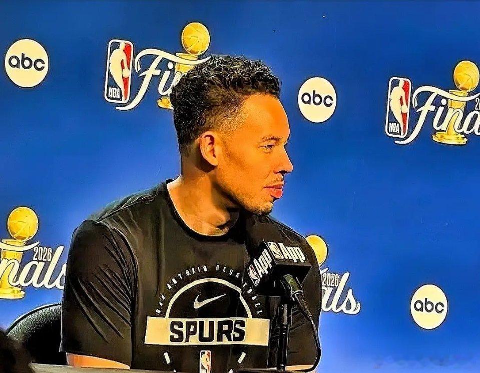 米奇喊话前爱徒索汉：NBA是个极其残酷的联盟，希望索汉能重新成为轮换球员！总决赛