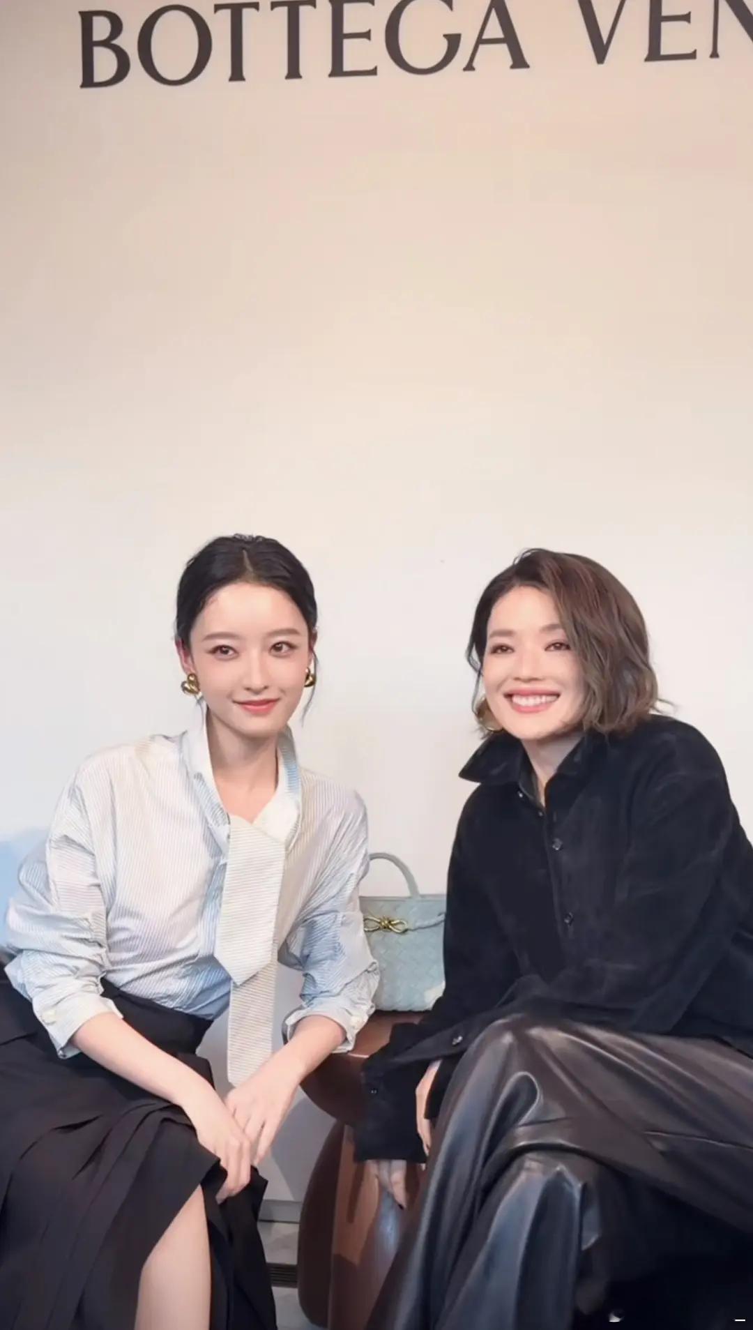东申是不是要捧这位新小花了 