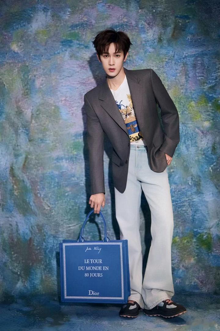 李昀锐打戏给到夯冰湖重生 李昀锐的打戏是真的能打，不是靠剪辑和特效堆出来的，是实