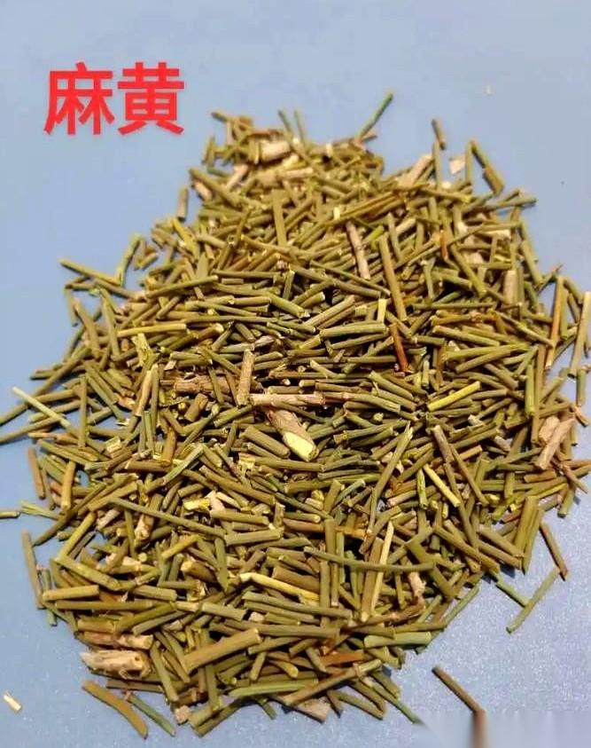 一吹风就咳，吐一堆黏糊糊的白痰。
要么就是鼻涕，跟关不上闸的水龙头似的。
这事儿