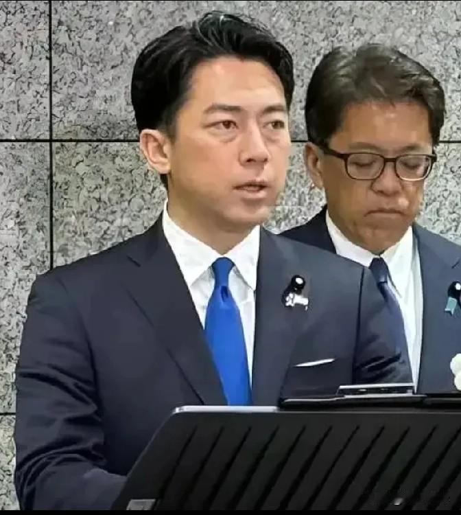 日本防卫大臣小泉进次发表声明，
4月19日，针对日本军舰刚挑衅性的经过台湾海峡，