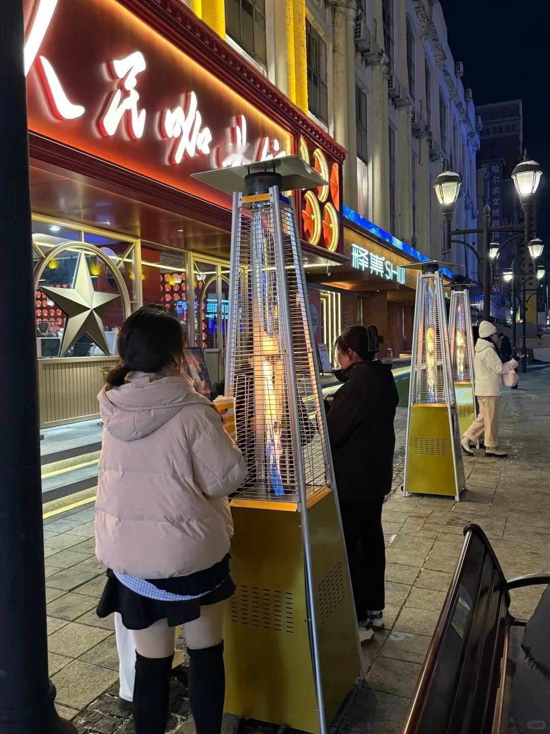 哈尔滨中央大街开始供暖了中央大街真开始供暖了….. 