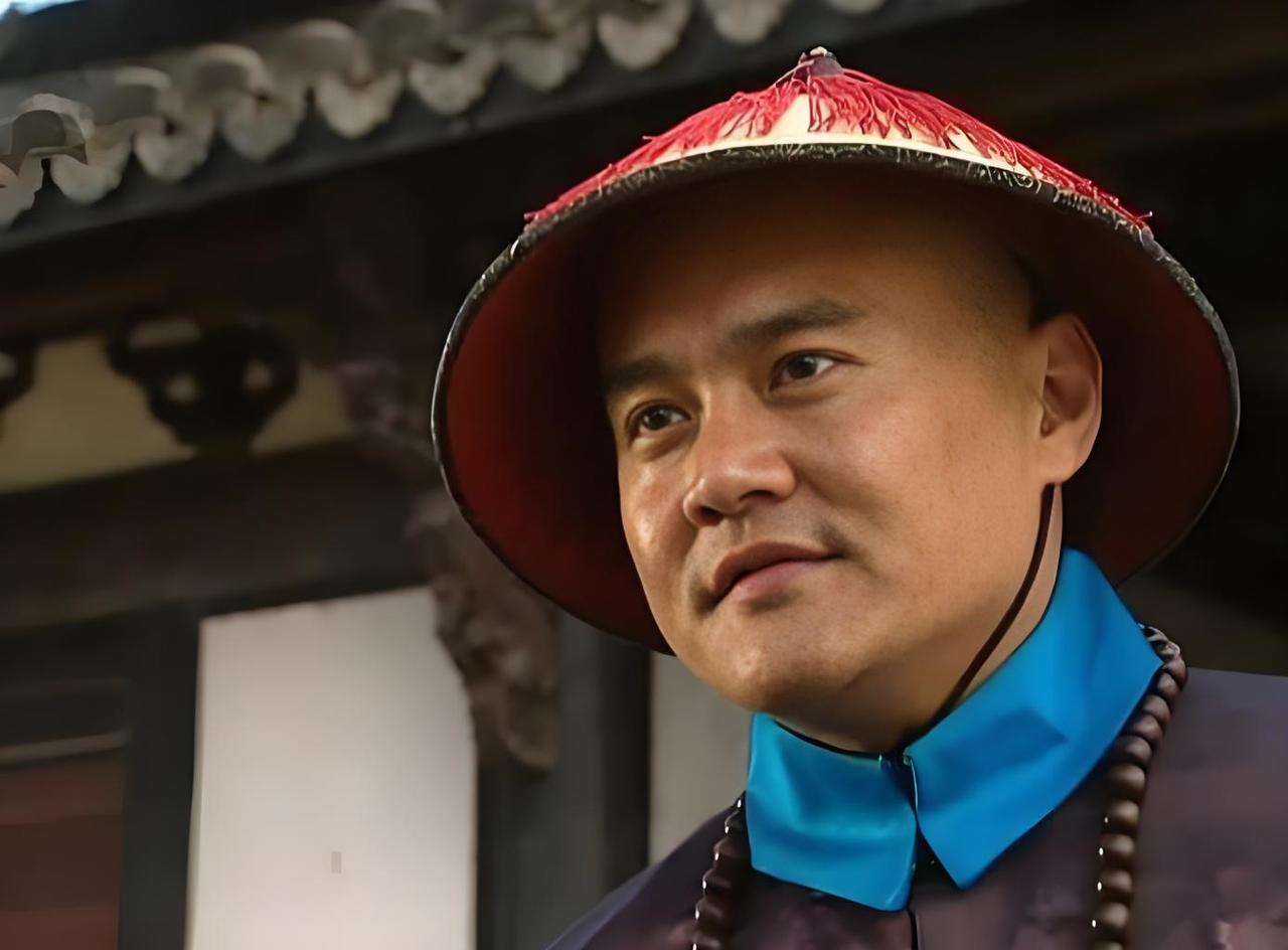 王辉在电视剧《李卫当官》（2001年）中饰演十三爷爱新觉罗·胤祥

王辉在剧中把