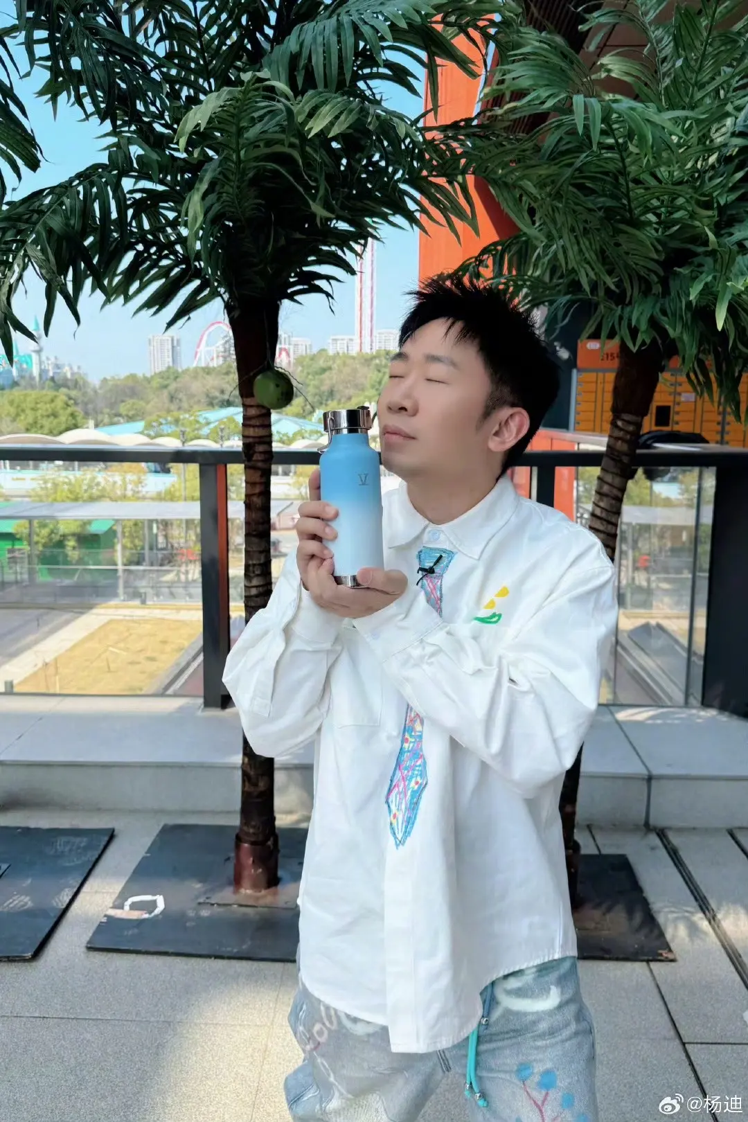 新杯子！鸟巢是不是可以抢了！最强推广行星文化水杯代言人