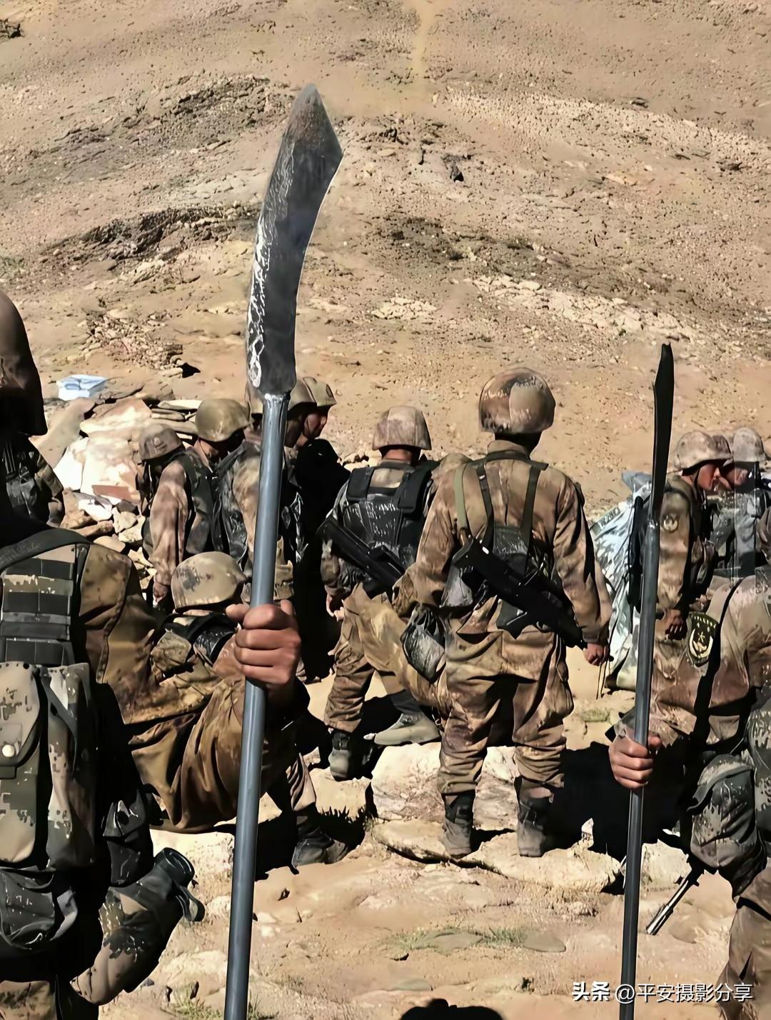 边防军战士的冷兵器[赞]古代武器冷知识 边防军装备 民族传统冷兵器 十六国冷兵器