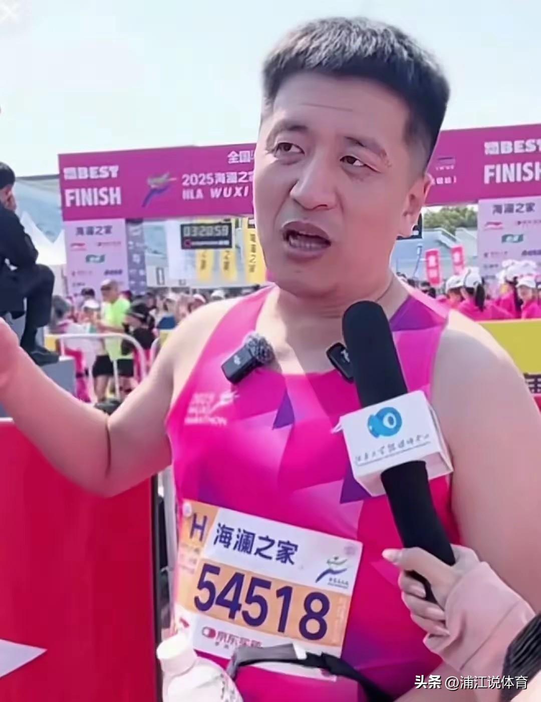 张雪峰认为他身体状态很好，甚至粉丝与他互动时说他嘴唇发紫、可能心脏不好，他却认为