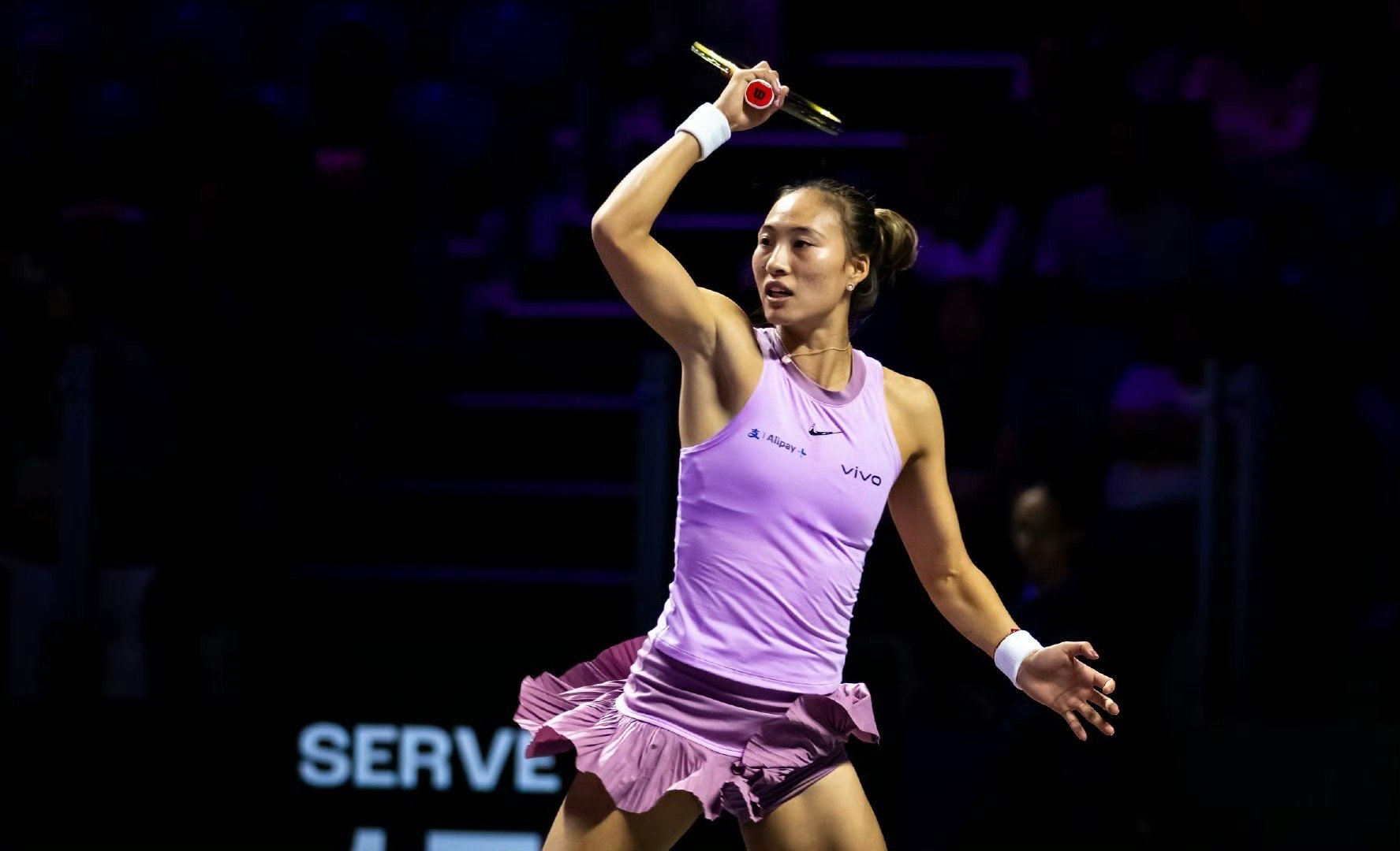 #郑钦文决赛对阵高芙#WTA年终总决赛的第二场半决赛，高芙7-6(4)、6-3战