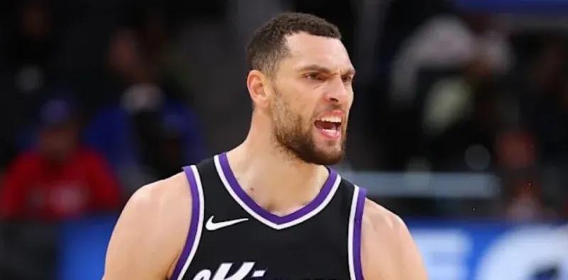 识时务者为俊杰。
这是拉文的议价权。
他享受了没有什么好指责的。
Amick：拉