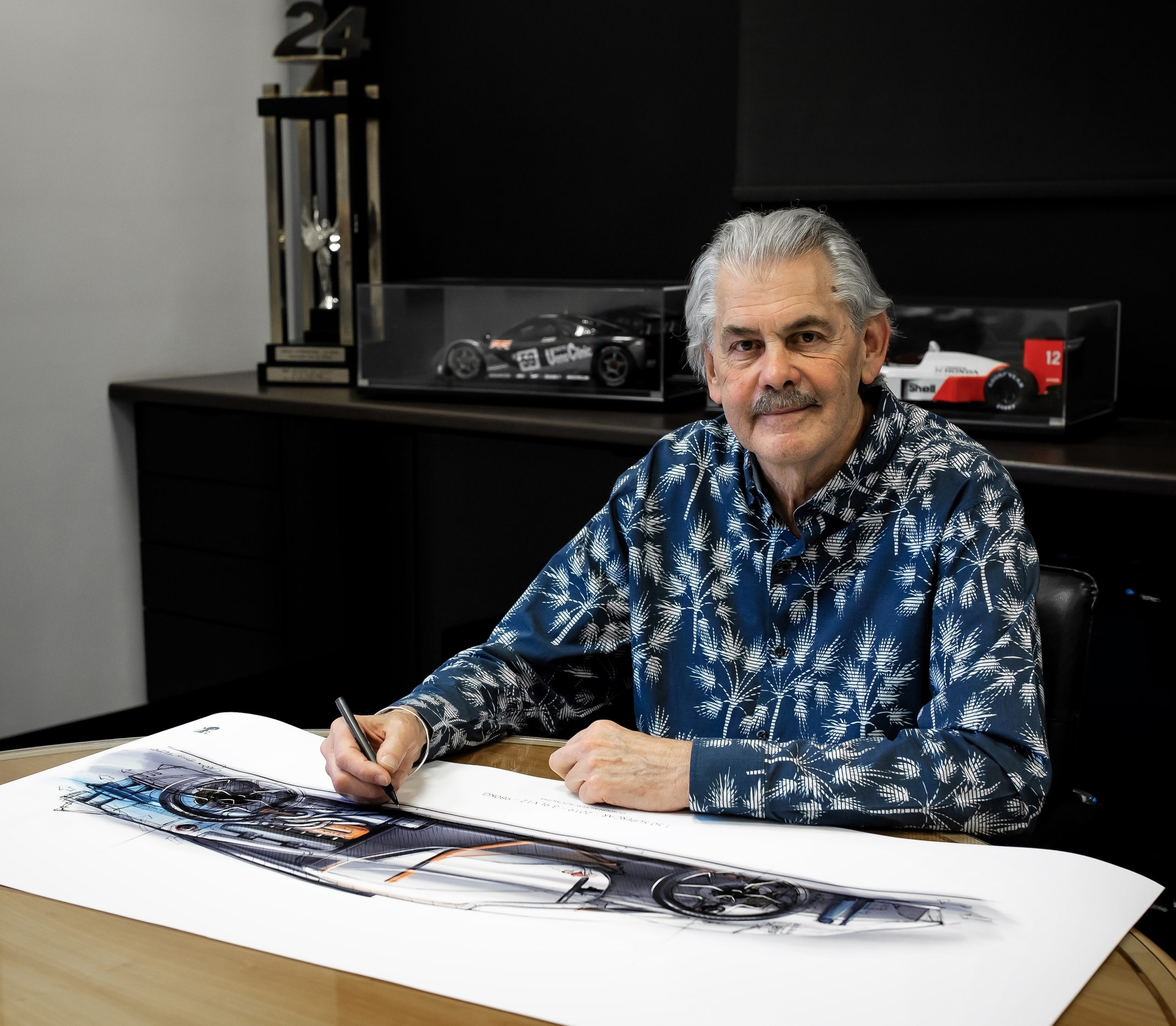 今天寿星，传奇赛车设计师戈登·穆雷 (Gordon Murray) ，80大寿喔