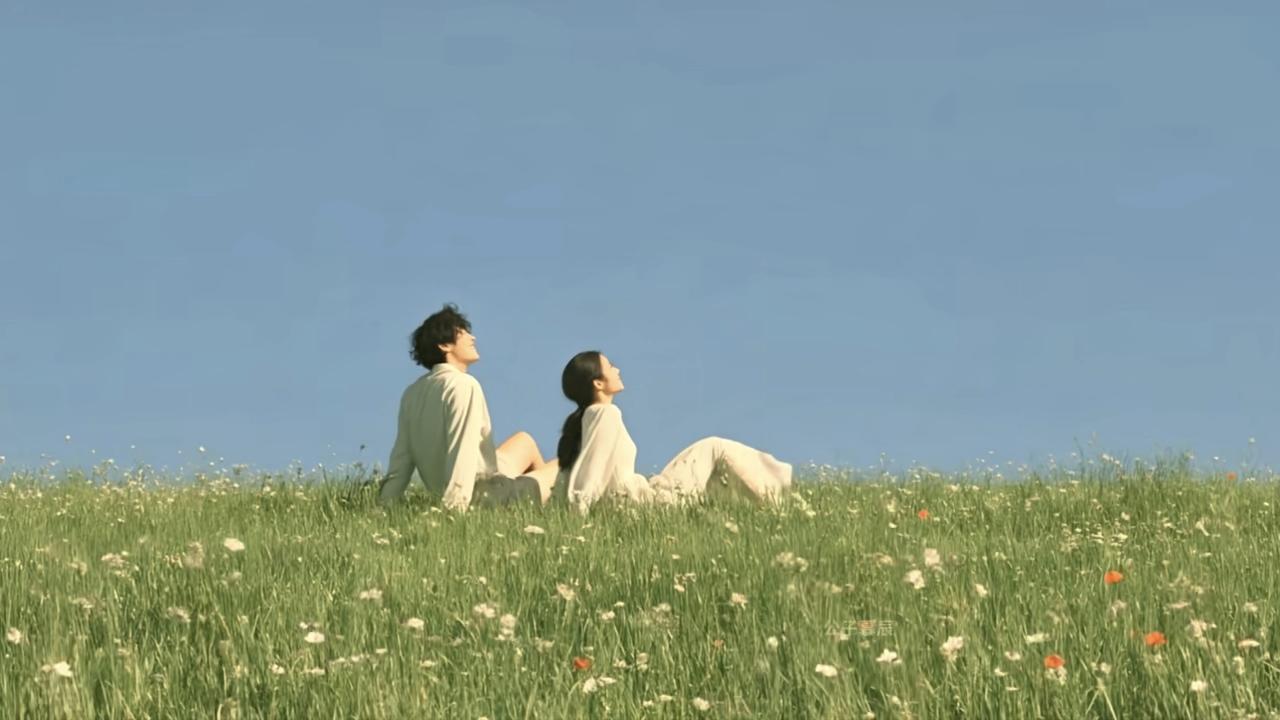 ✨中国AI爽剧冲垮美国奈飞✨

♞ 美国佬万美想到，2027年中国首先要冲垮的是