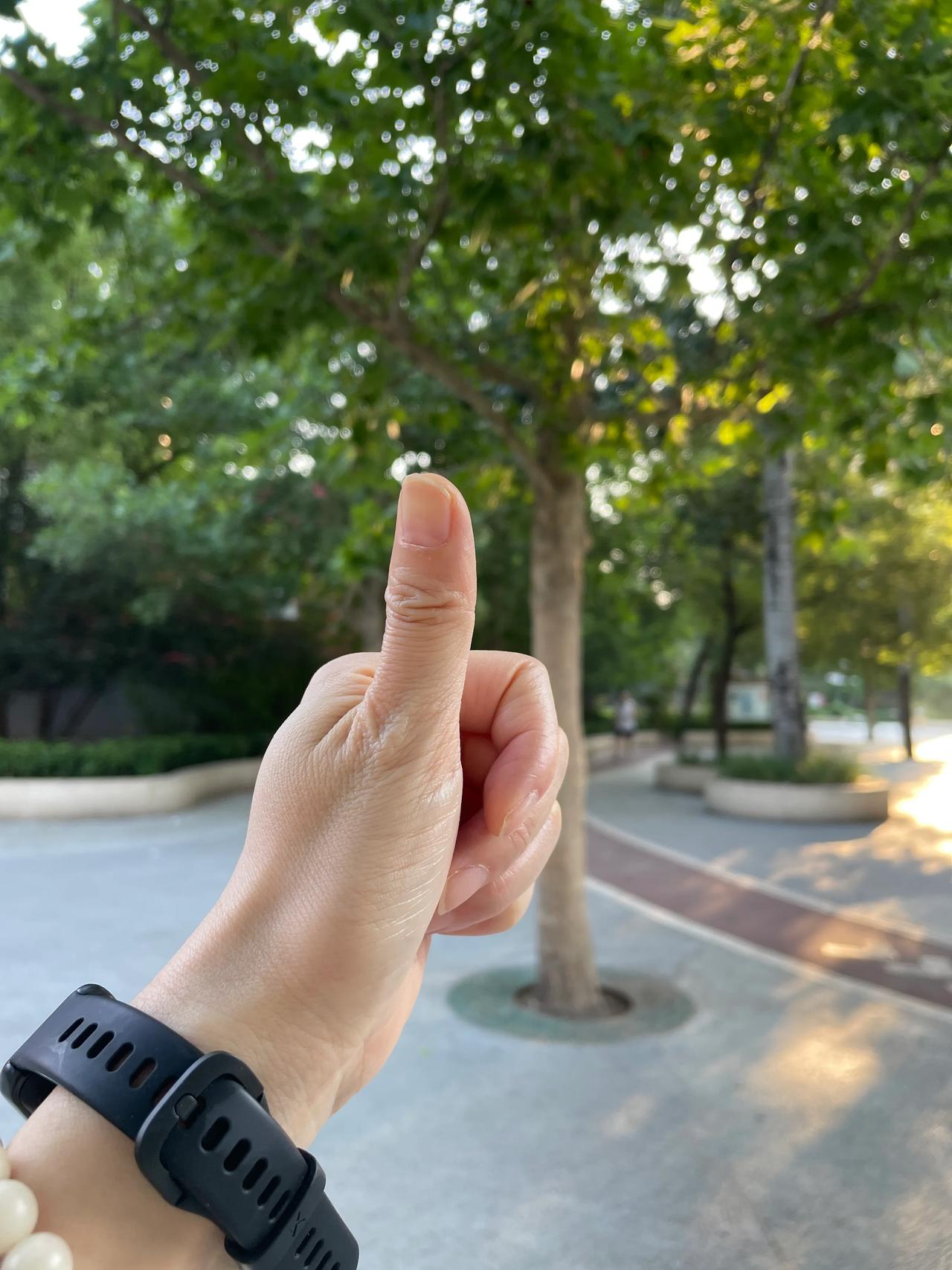 #如何保持对生活的热爱##运动对生活带来什么好处# 
以前，也运动，但总是断断续