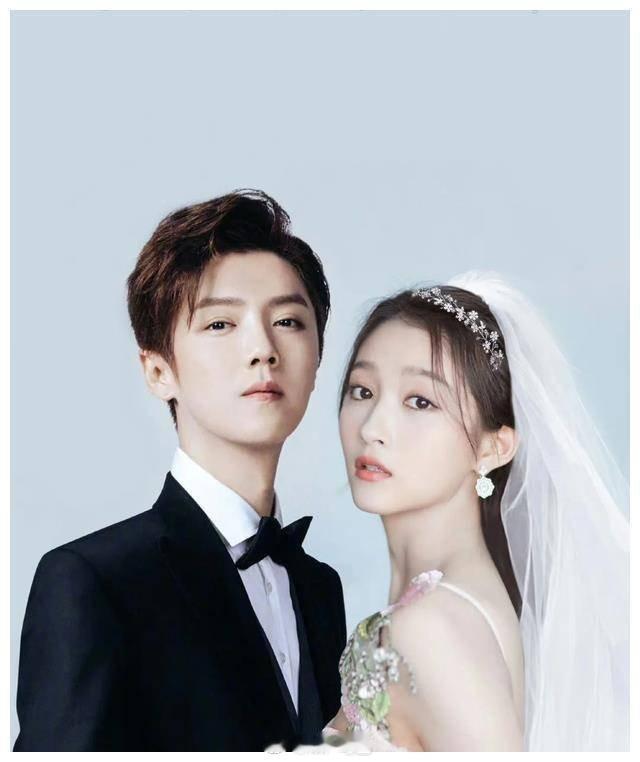鹿晗点赞黄子韬结婚博 鹿晗关晓彤你两啥时候领证啊[喵喵] 