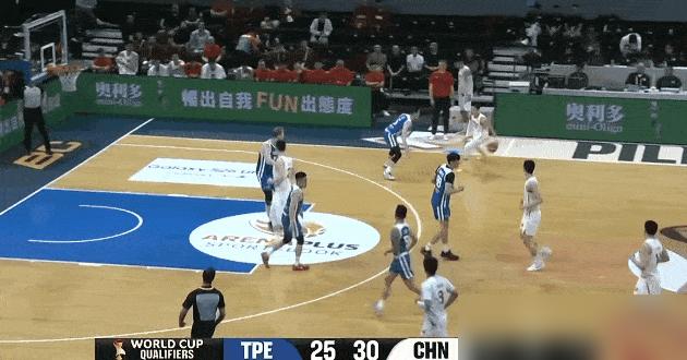 廖三宁一登场，中国台北队懵了，分差立马拉开，那股艾伦味儿，藏不住。
 
那小子一