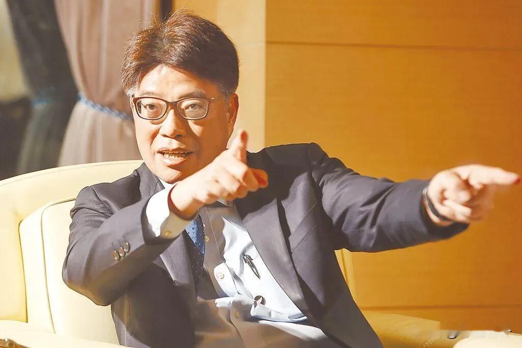 #台学者：相信祖国和平统一指日可待#
我相信他的强烈愿望和真情实感，但政治现实是