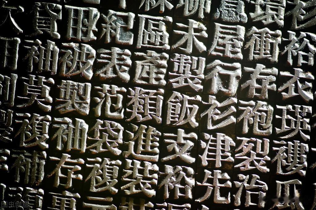 美国CIA要招募懂中文的特工，这真是个笑话！就这点儿能力，想跟中国对着干？
我的
