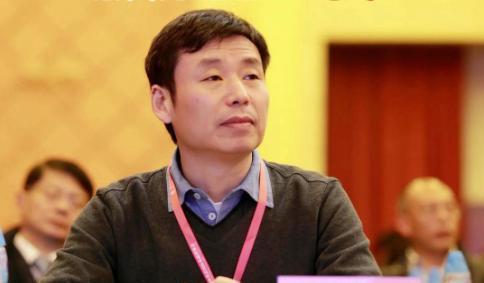 ‌周世平‌曾被称为“‌网贷教父‌”，因创办P2P平台‌红岭创投‌而闻名，后因涉嫌