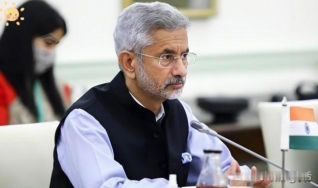 印度现在为何急于和中国



进行永久性的边界谈判



原因其实很简单


