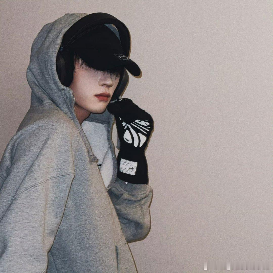 周翊然一日电竞男友[期待][期待] ​​​