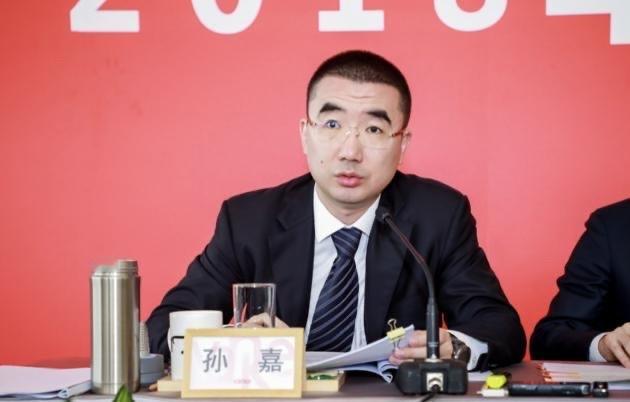 万科海外执行董事孙嘉先生将辞任万科海外提名委员会成员，自2025年12月19日起