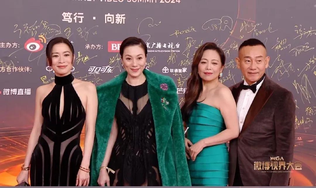 在昨天的微博红毯之夜上，tvb的经典剧集金枝欲孽的主演都到场合体了，这引起了观众