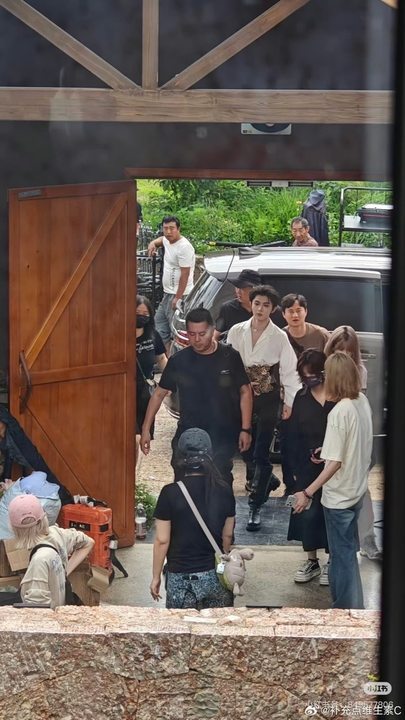 娱乐偶遇马嘉祺丽江拍摄网友偶遇马嘉祺丽江拍摄 丽江偶遇马嘉祺 