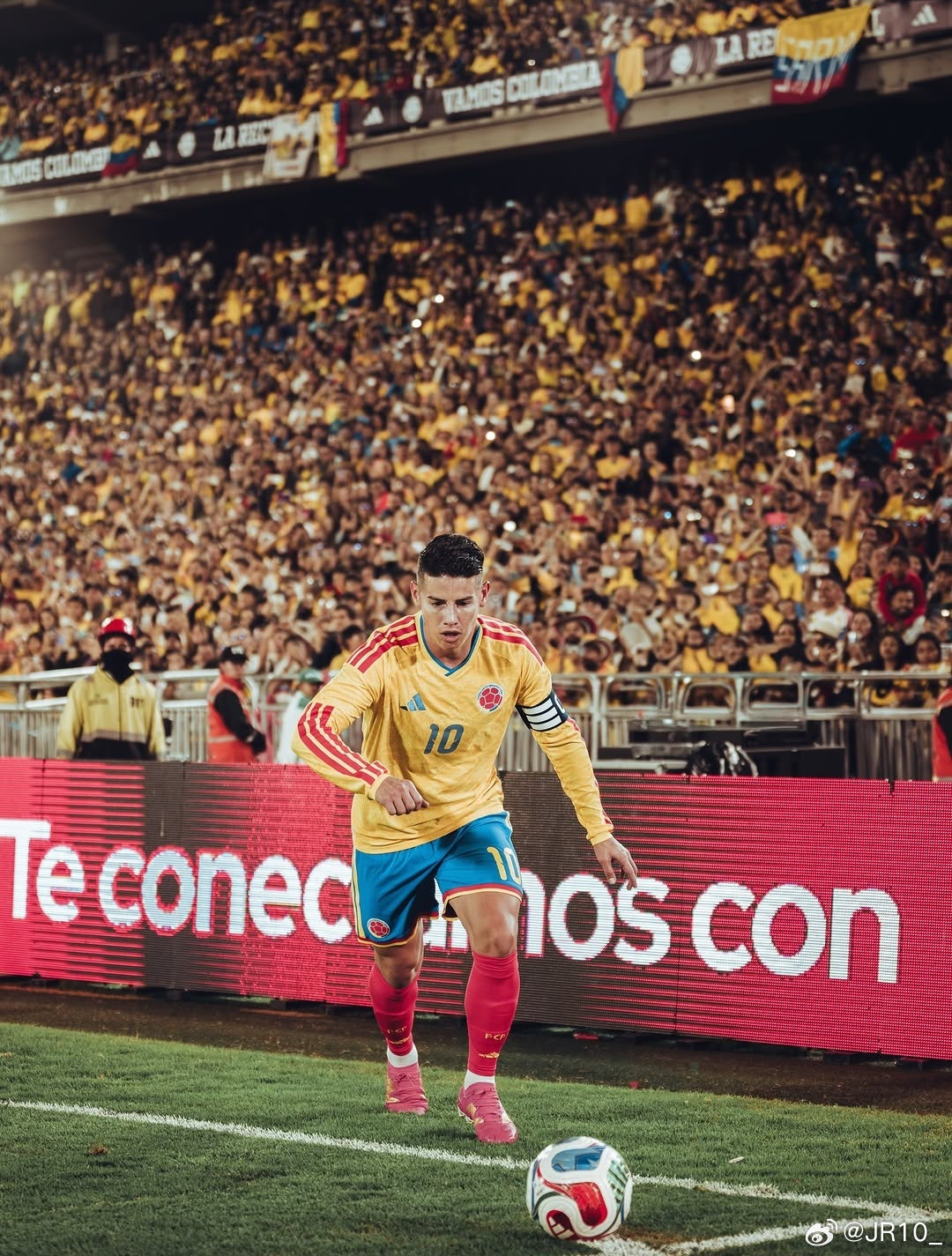 JR10J罗🇨🇴 todosconjames