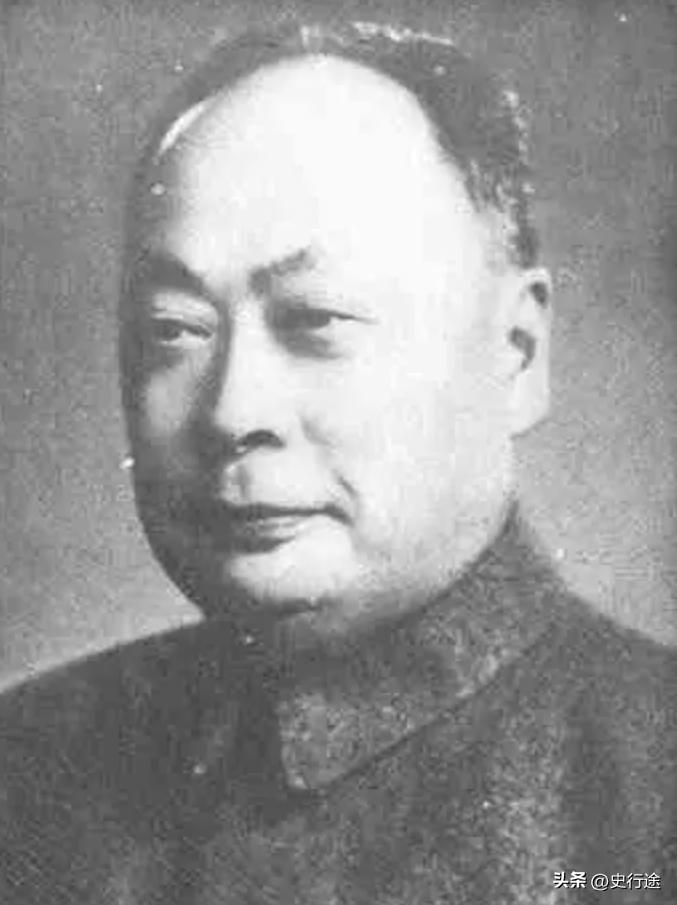 陈毅晚年突然患上了肚子疼，家人赶紧将他送到了北京301医院，经过检查，医生判断他