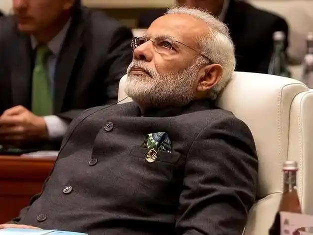 不仅如此，印度股市估值长期偏高，回调压力也在不断加大。更让人接受不了的，是印度长